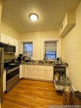1463 Beacon St, Unit 14 in Brookline, MA - Building Photo - Building Photo