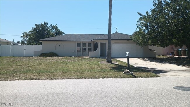 property at 1806 SE 15th Pl