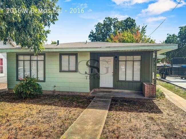 2016 W Olmos Dr