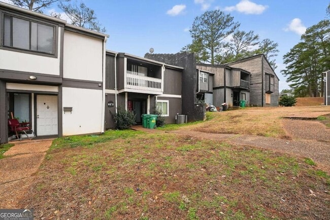 property at 6071 Regent Manor