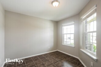 7019 Phoebe View in San Antonio, TX - Building Photo - Building Photo