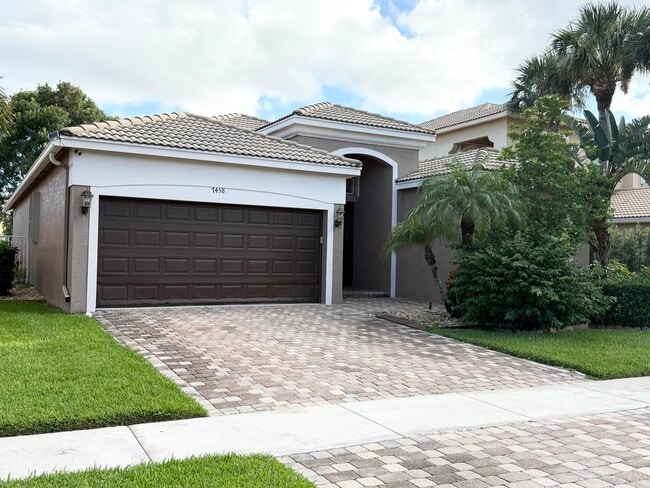 property at 7458 Via Luria