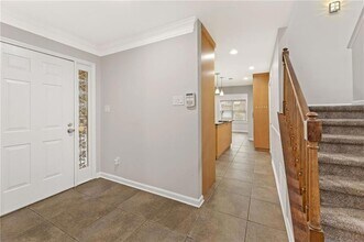 1486 Briaroaks Trail NE in Atlanta, GA - Foto de edificio - Building Photo