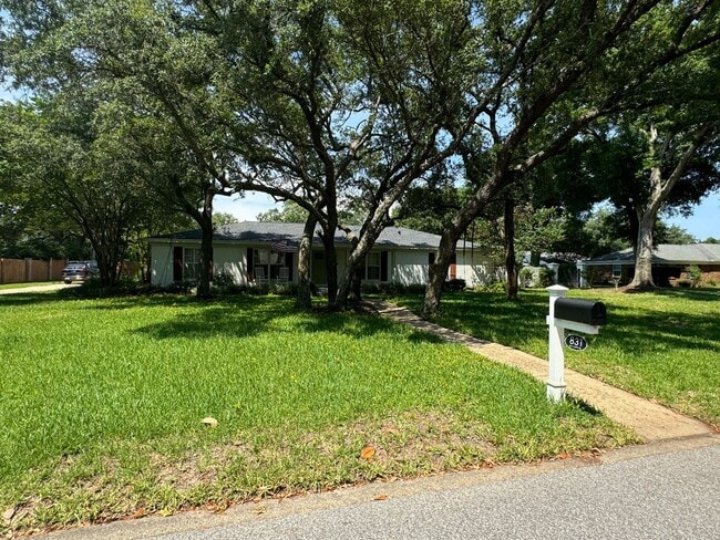 property at 831 Bay Cliffs Rd