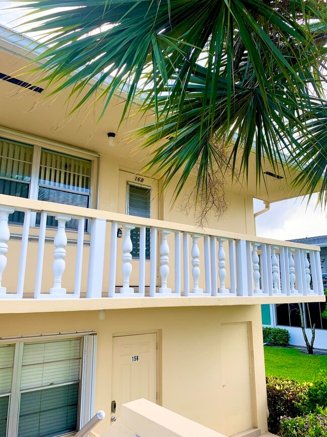 168 Waltham G in West Palm Beach, FL - Building Photo - Building Photo