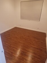 330 Cordova St, Unit 166 in Pasadena, CA - Foto de edificio - Building Photo