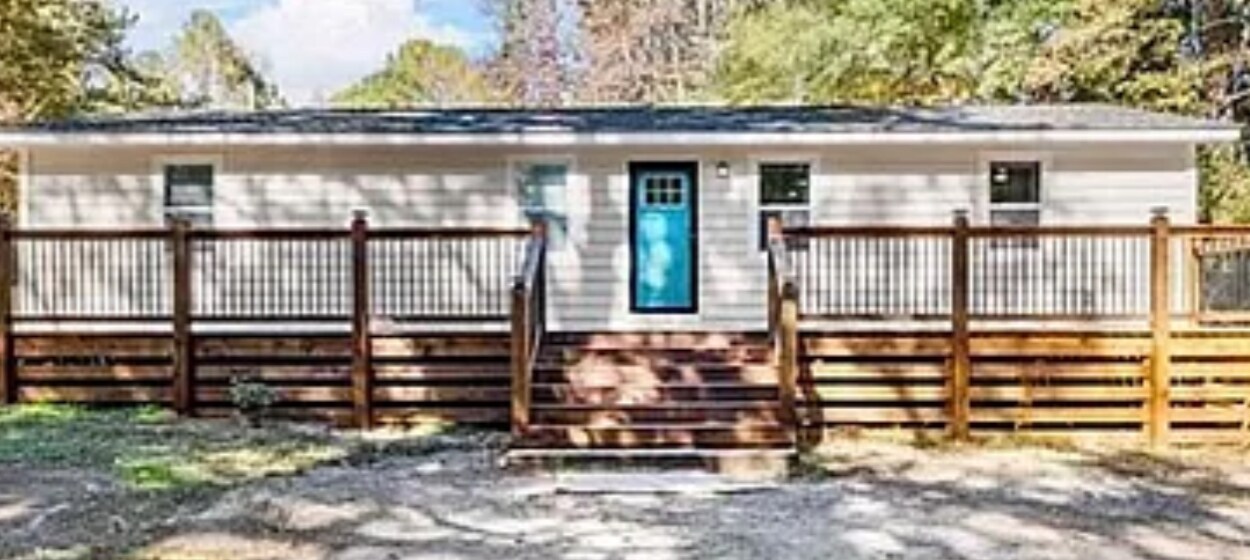 29 Huling Rd in Newnan, GA - Building Photo