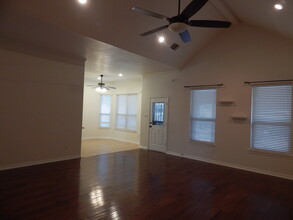 1806 Iron Jacket Trail in Harker Heights, TX - Foto de edificio - Building Photo