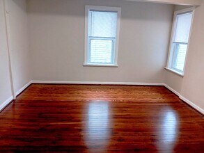 1609 Chapman Ave SW, Unit B in Roanoke, VA - Foto de edificio - Building Photo