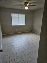 10111 Wild Hollow Ln in Houston, TX - Building Photo - Building Photo