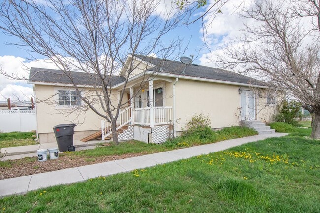 146 N 2300 W in Tremonton, UT - Building Photo - Building Photo