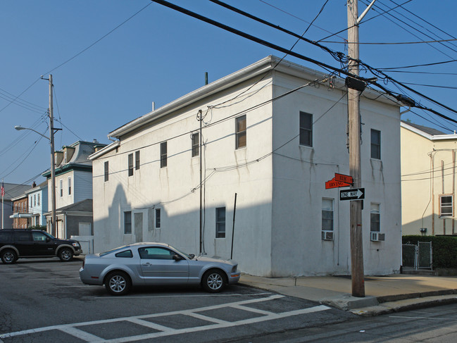 26 Elm St in Tarrytown, NY - Building Photo - Building Photo