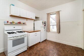 237 S Central Ave in Quincy, MA - Building Photo - Building Photo