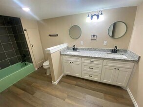 210 Reta Ave in Stephenville, TX - Building Photo - Building Photo