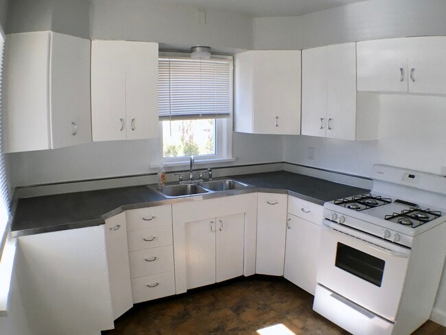 9606 Sievers Ct in Overland, MO - Building Photo - Building Photo