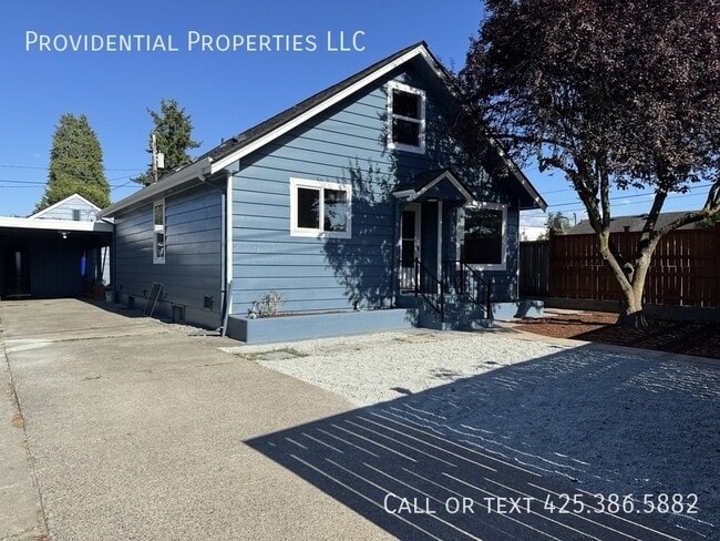 property at 708 D St SE