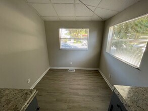 522 W Mabbette St in Kissimmee, FL - Building Photo - Building Photo