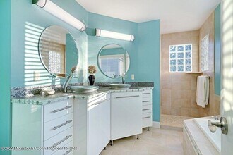 417 15th Ave in Belmar, NJ - Building Photo - Building Photo