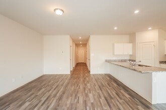 5516 Fox Blf Dr in Bryan, TX - Building Photo - Building Photo