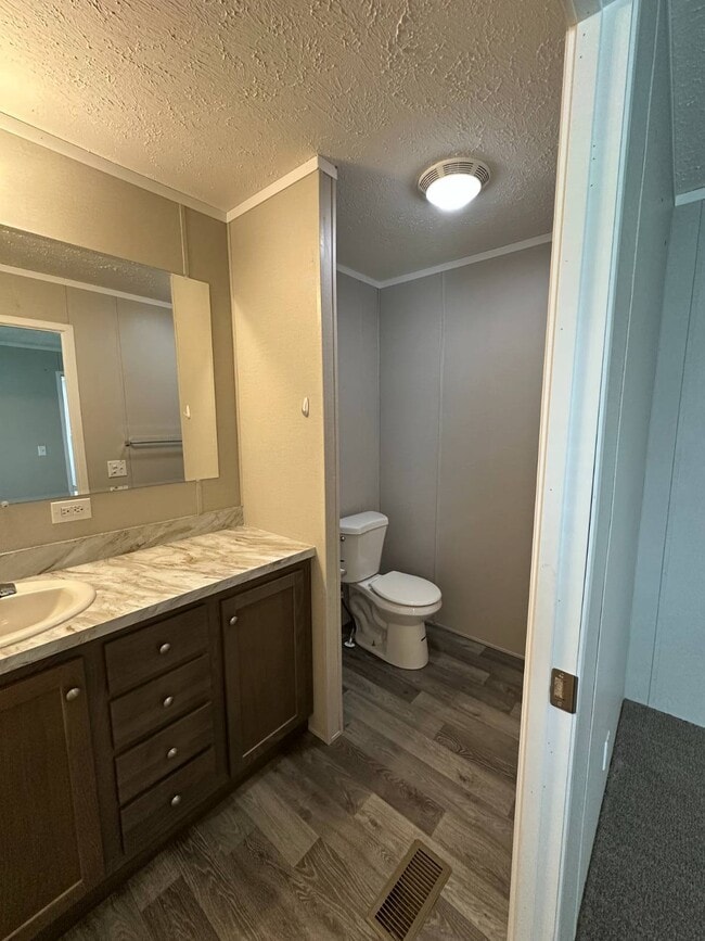 19 Highlander Ave in Miamisburg, OH - Building Photo - Building Photo