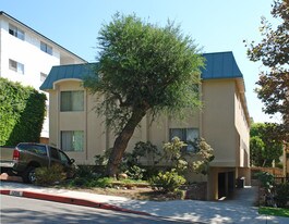 1208 N Olive Dr in West Hollywood, CA - Building Photo