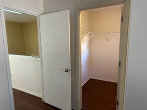 11940 SE Schiller St in Portland, OR - Building Photo - Building Photo