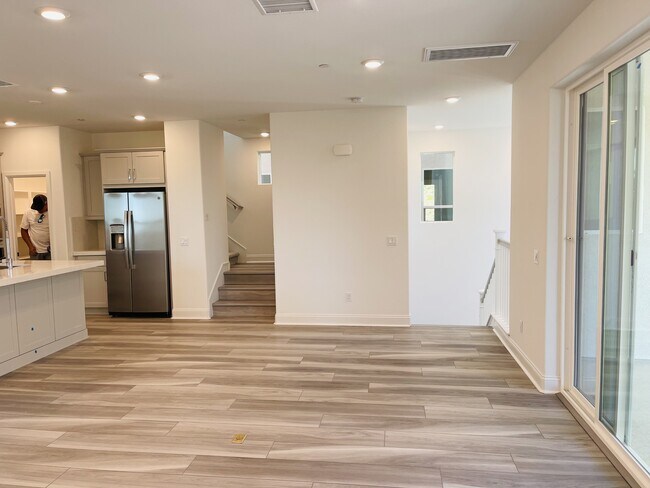 8160 Rose Quartz Cir in San Diego, CA - Building Photo - Building Photo