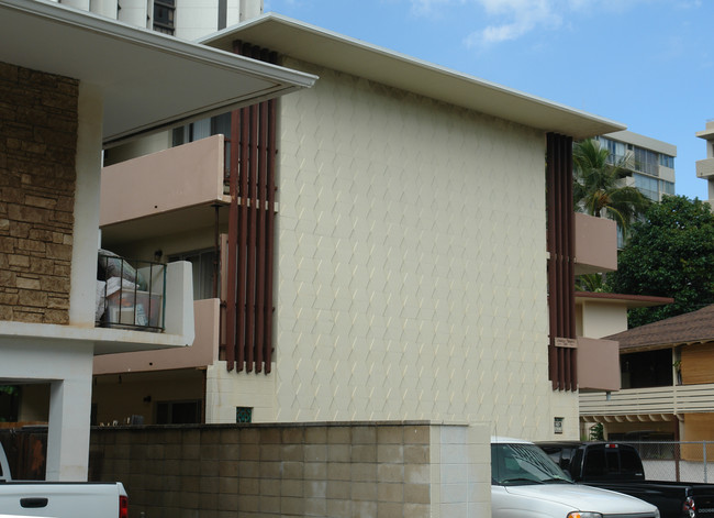 Ainakea Terrace in Honolulu, HI - Building Photo - Building Photo