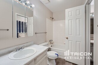 5354 S Telluride Way in Centennial, CO - Building Photo - Building Photo