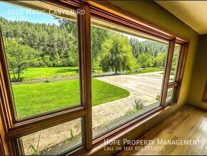 6050 Magic Canyon Rd in Rapid City, SD - Building Photo - Building Photo