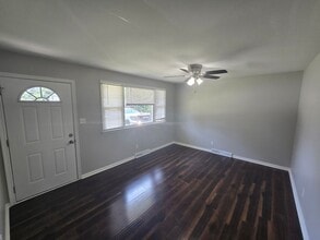 1600 Circle Dr in Petersburg, VA - Building Photo - Building Photo