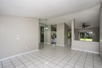 14730 SW 176th St in Miami, FL - Building Photo - Building Photo