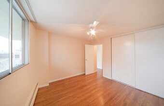 Sir John Franklin in Edmonton, AB - Building Photo - Building Photo