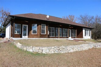 2858 Waters Edge in Quinlan, TX - Building Photo - Building Photo