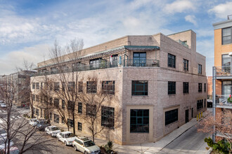 Delancey Lofts in Washington, DC - Foto de edificio - Building Photo