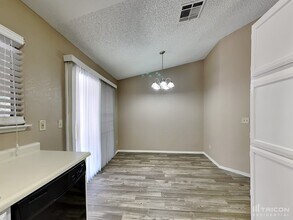 733 Reagan Dr in Las Vegas, NV - Building Photo - Building Photo