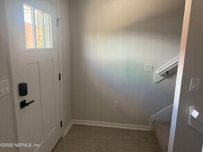 1063 Farwell St in Jacksonville, FL - Foto de edificio - Building Photo