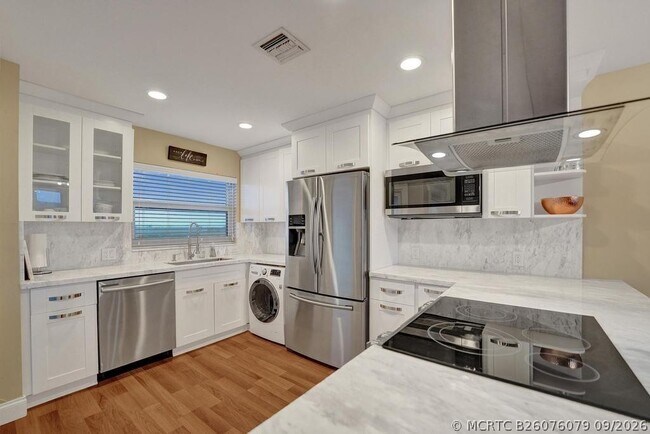 property at 2829 NE 33rd Ct