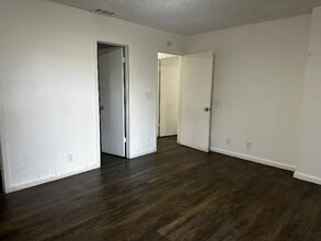 10871 NW 45th St in Coral Springs, FL - Foto de edificio - Building Photo