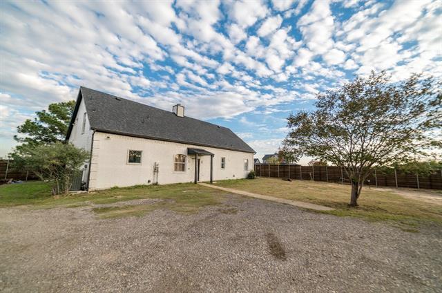 property at 954 Lloyd's Rd