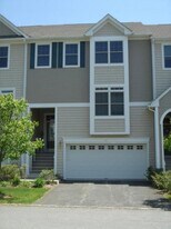 26 Catamaran Ct in Mount Arlington, NJ - Building Photo