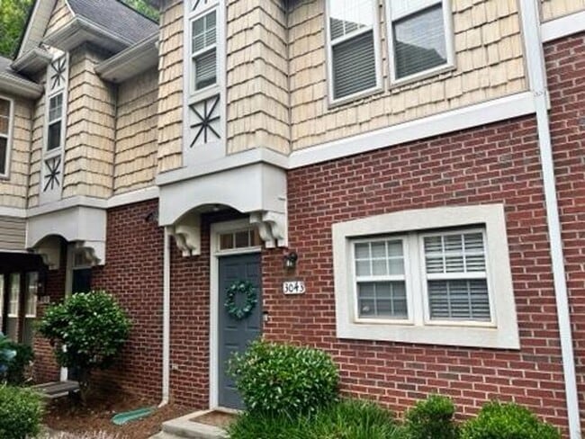 3043 Uxbridge Woods Ct in Charlotte, NC - Building Photo - Building Photo