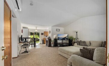 22428 S Prairie Rd E, Unit PNW Property management in Bonney Lake, WA - Building Photo - Building Photo