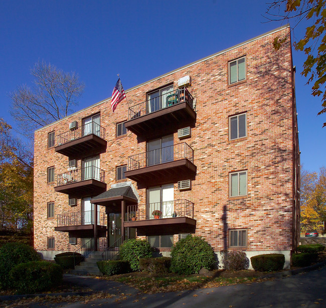 433 Furnace Brook Pkwy in Quincy, MA - Foto de edificio - Building Photo