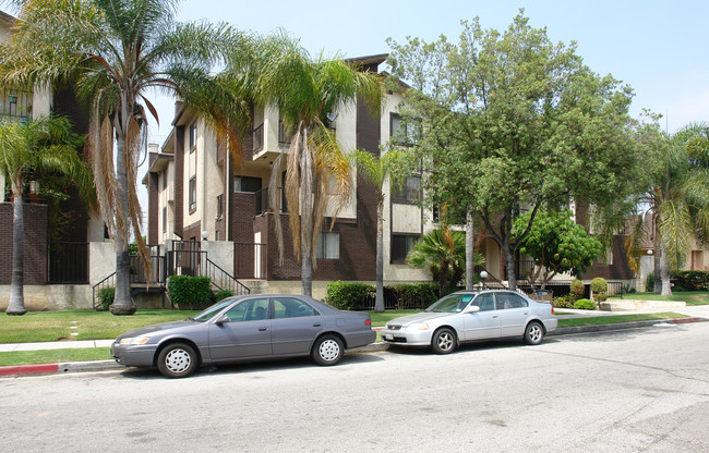 459 Vine St in Glendale, CA - Building Photo - Building Photo