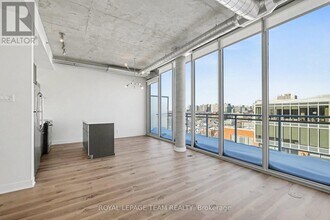 360 McLeod St in Ottawa, ON - Building Photo - Building Photo