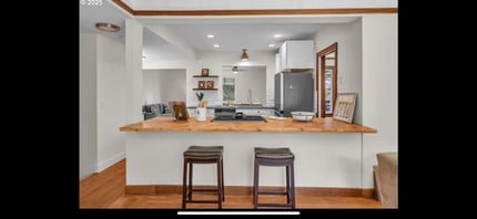 3700 NE Maywood Pl in Portland, OR - Building Photo - Building Photo