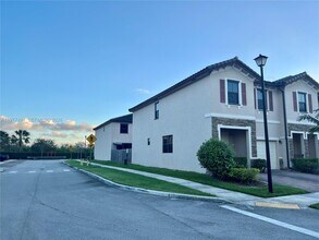 15000 SW 119th Ln in Miami, FL - Building Photo - Building Photo