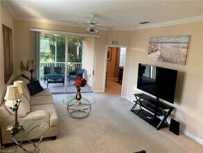 8310 Whiskey Preserve Cir, Unit 231 in Ft. Myers, FL - Building Photo - Building Photo