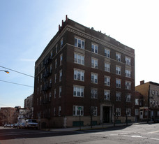 7112 Park Apartments